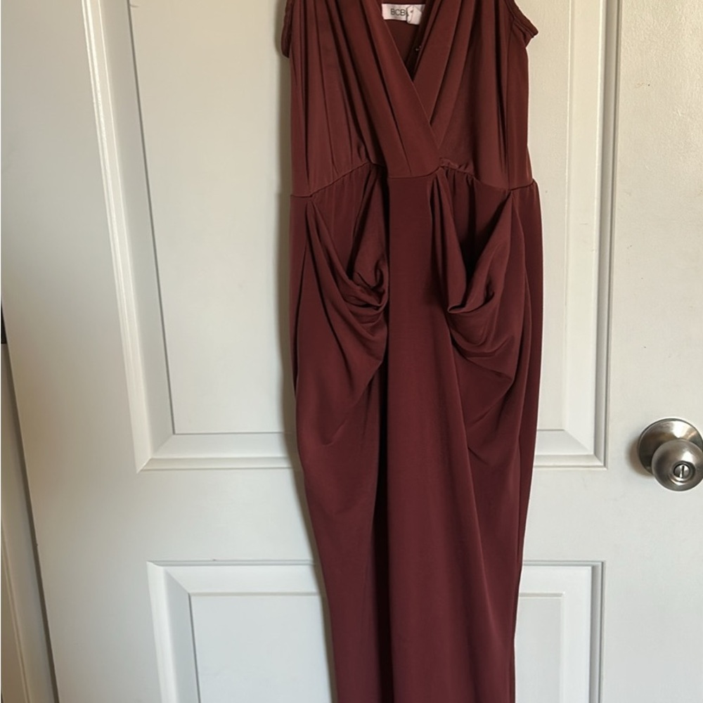 GENERATION Y Sleeveless Draped Midi Dress in Burgundy